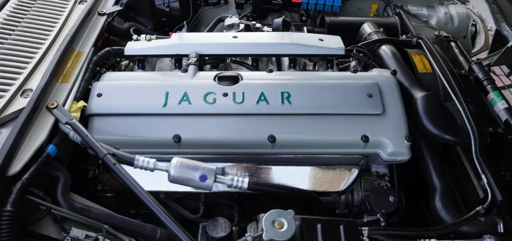 Jaguar xjs 4.0  btobfmmx 4ra urhbx3 d