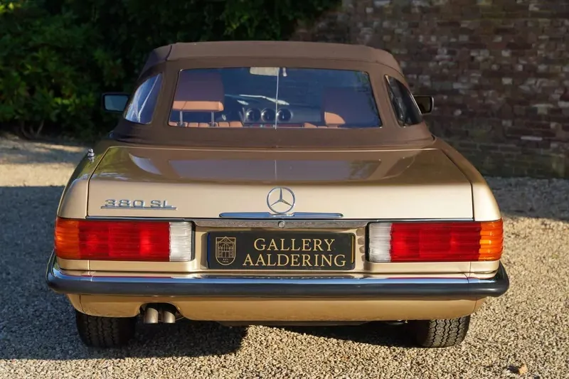 Mercedes benz 380 d3wr8c24jqeix7dwqvlwm