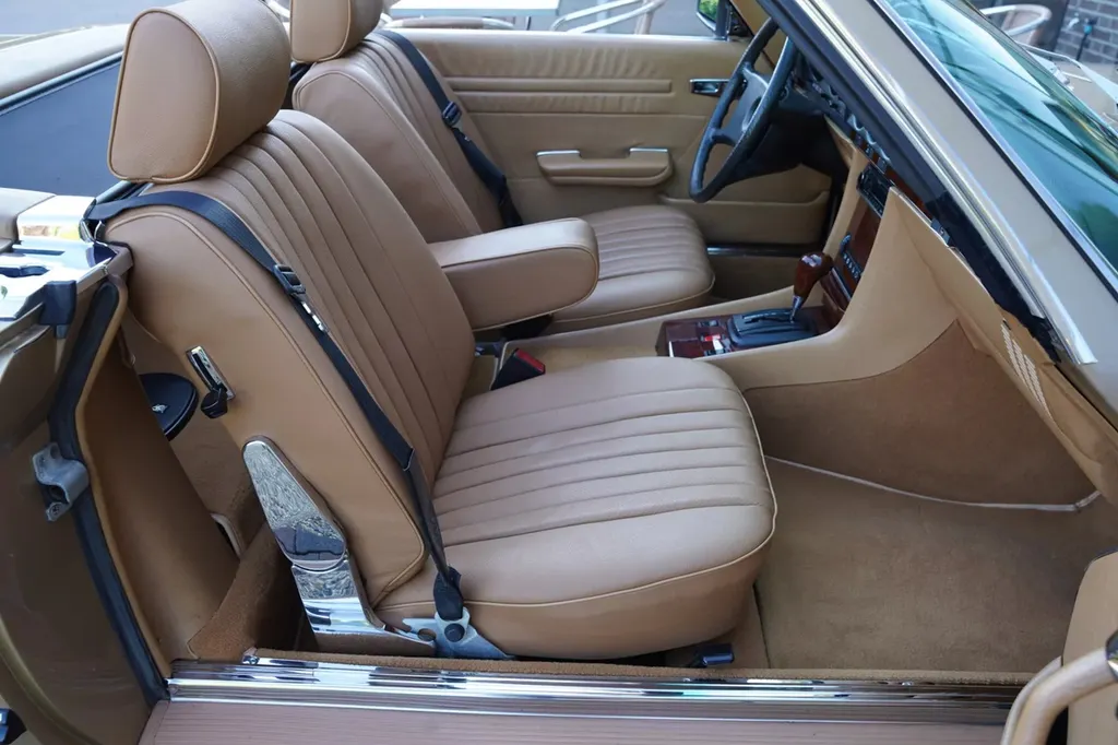Mercedes benz 380 vsbqp2qkwmhkh2byeio3q