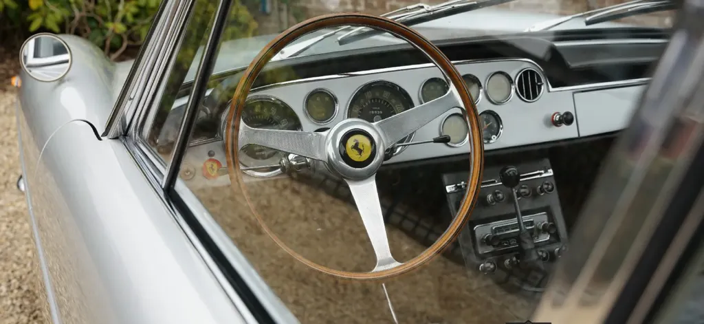 Ferrari 250 gte series 3  7yr7golxhdjhp16jps05z