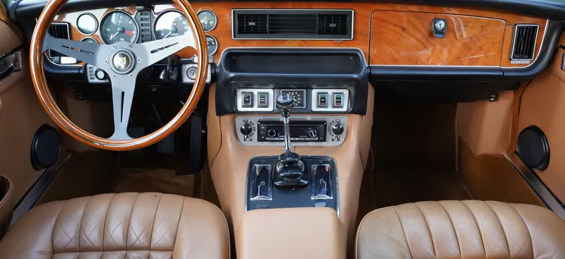 Jaguar xj6 l symjiviig3wkv8sxqscmg