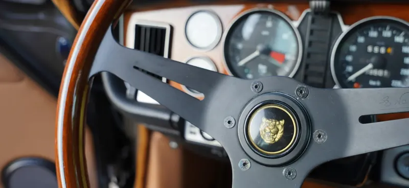 Jaguar xj6 l ojof8fj41ms6yjejtexvi