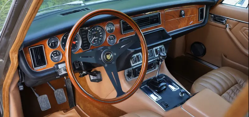 Jaguar xj6 l sgnxih  ya68d1wtjqd5g