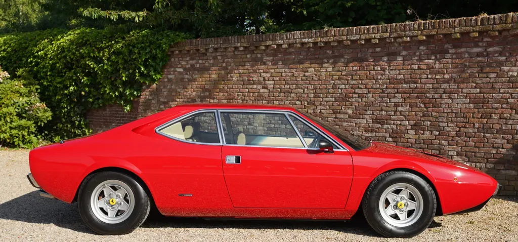 Ferrari 308 h3ojksom9otjpacrgxbrq