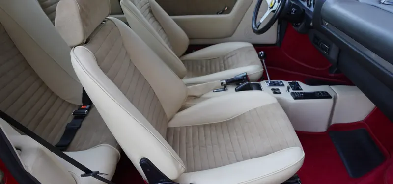 Ferrari 308 qyeiej3lcnzwny5kzwjot