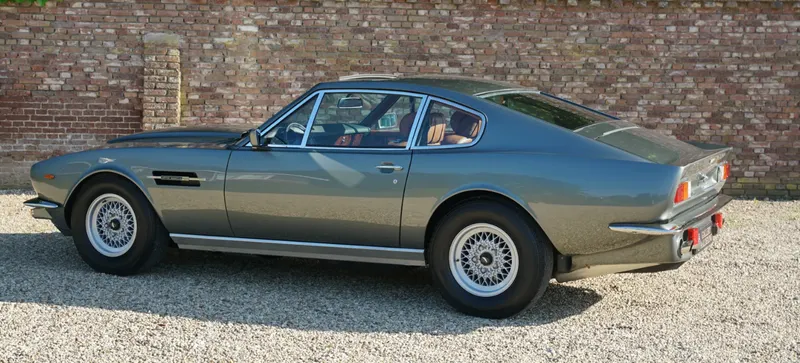 Aston martin v8 vantage 060gbuotgdcgwvxxbl5oy