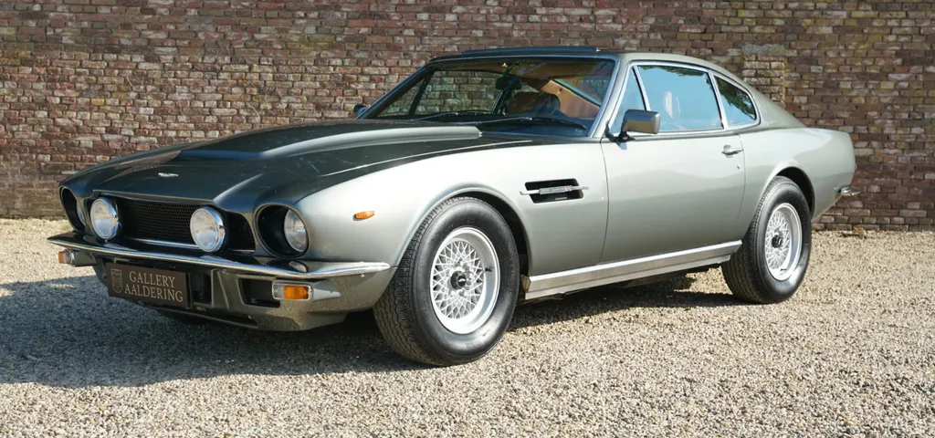 Aston martin v8 vantage ejctxyt9 vd r7dc4x1gw