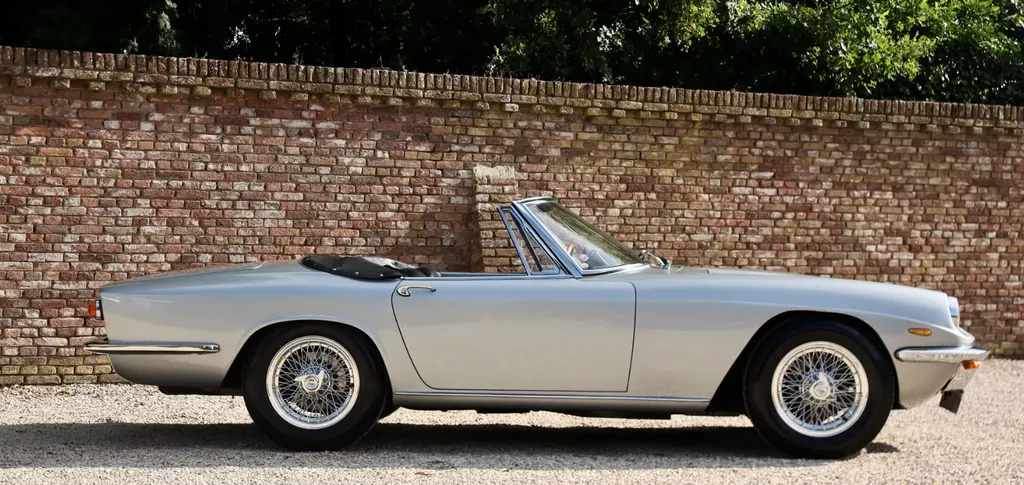 Maserati mistral spyder  sbsr1x8dsxjvomuqycb9c