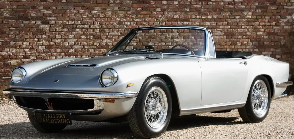 Maserati mistral spyder  yhm7ayxhgndtqemq2sm6w