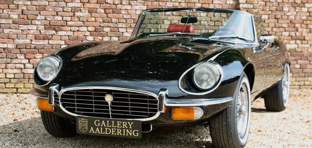 Jaguar v12 roadster aus5g1hh74b31vto94mf 