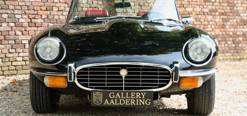 Jaguar v12 roadster o6nl7djcnv2w2lskldsph
