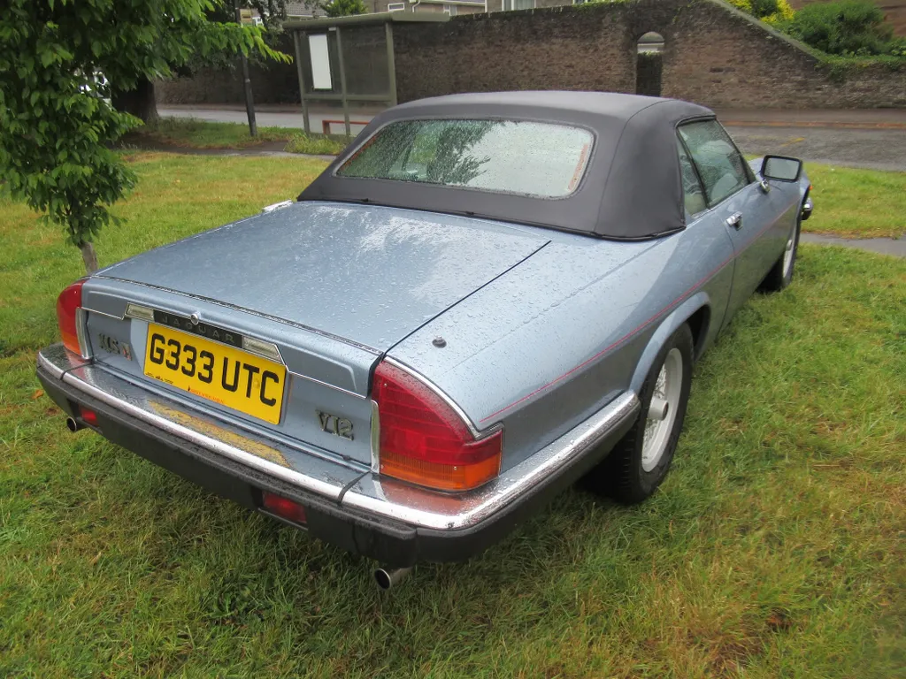 Jaguar xjs ypde3iwrromvzmbv0uf9c