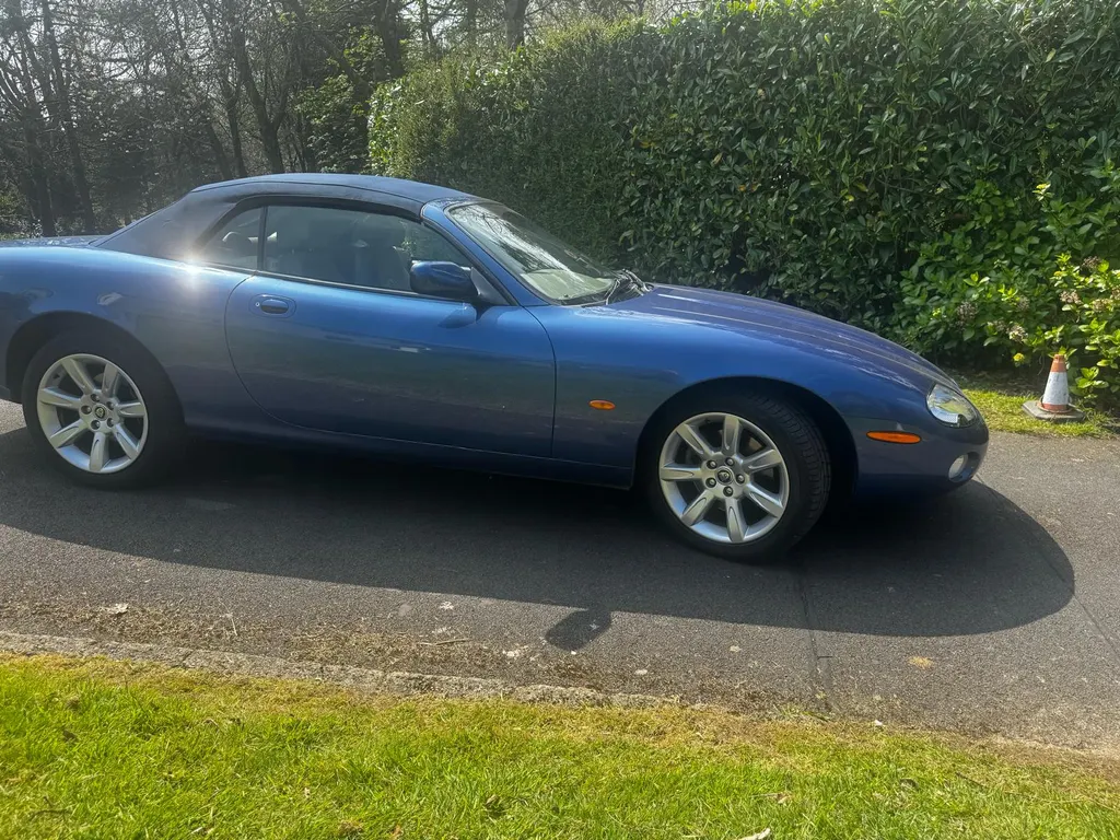 Jaguar xk8 yertebyhd3yfaktygf5li