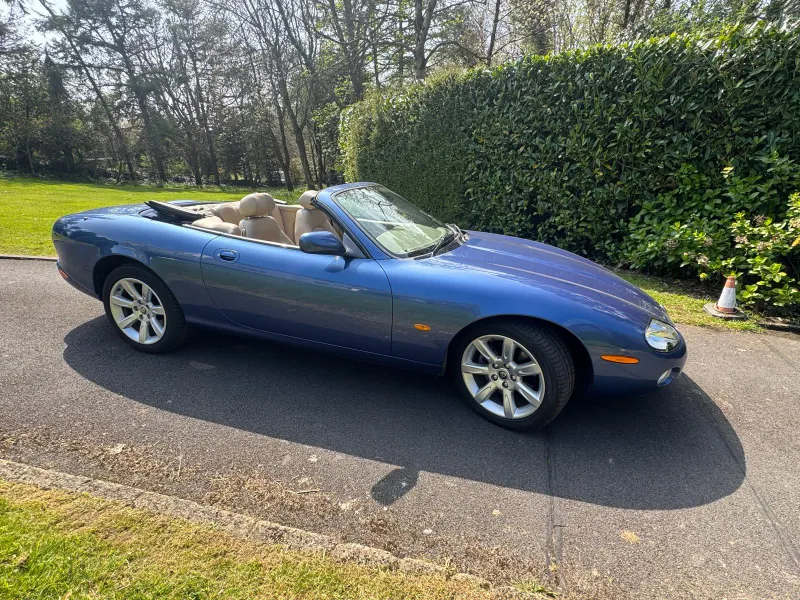 Jaguar xk8 xd4jkcmzpxxhz7rxrym9z
