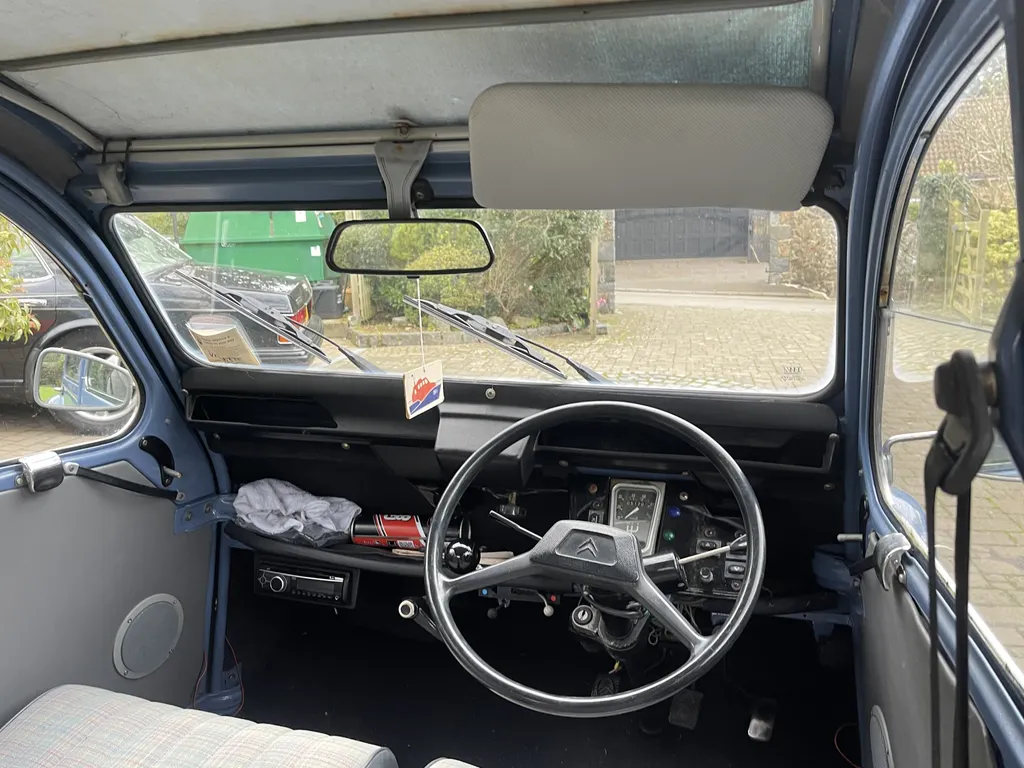 Citroen 2cv6 un2cqrkopijzl4 qxxbcp