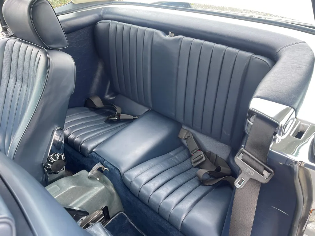 Mercedes benz sl series  ccxpybmduz3fkspt3jmc