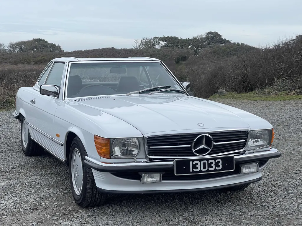 Mercedes benz sl series paeqhzfbh7zqkpipbutm3