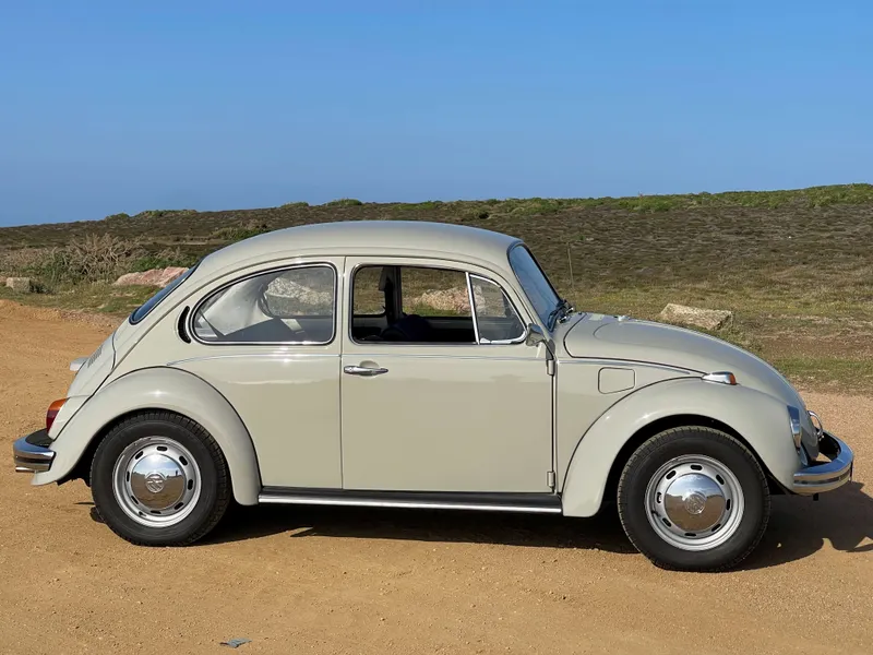 Volkswagen beetle 1300  v0yt6vkeaypxbfidp3n8