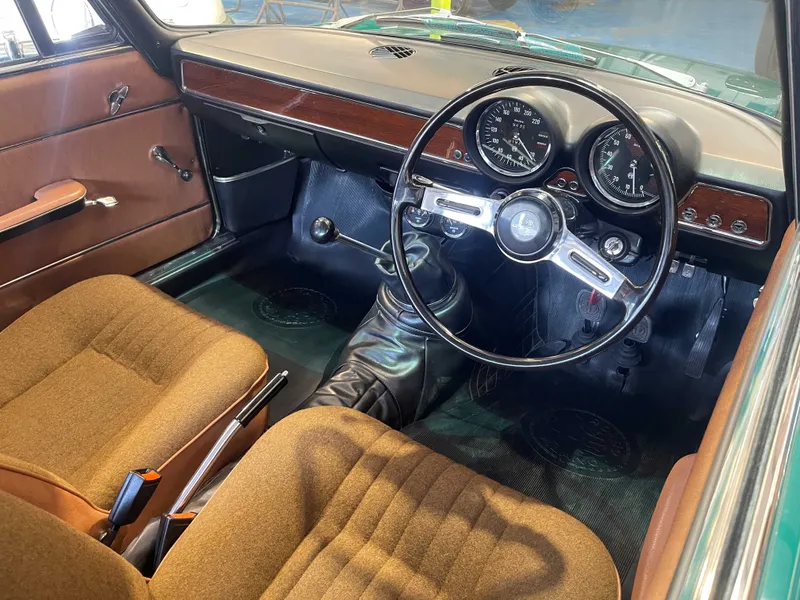 Alfa romeo gt 1300 junior ahk8isygmcxcr5tl3qlcb