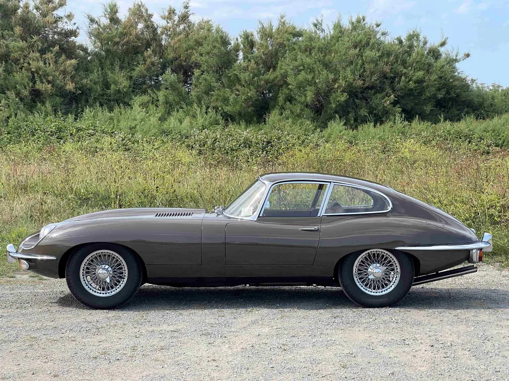 Jaguar e type series 2 fhc yt8s8fzsnm0hl1l91unpe
