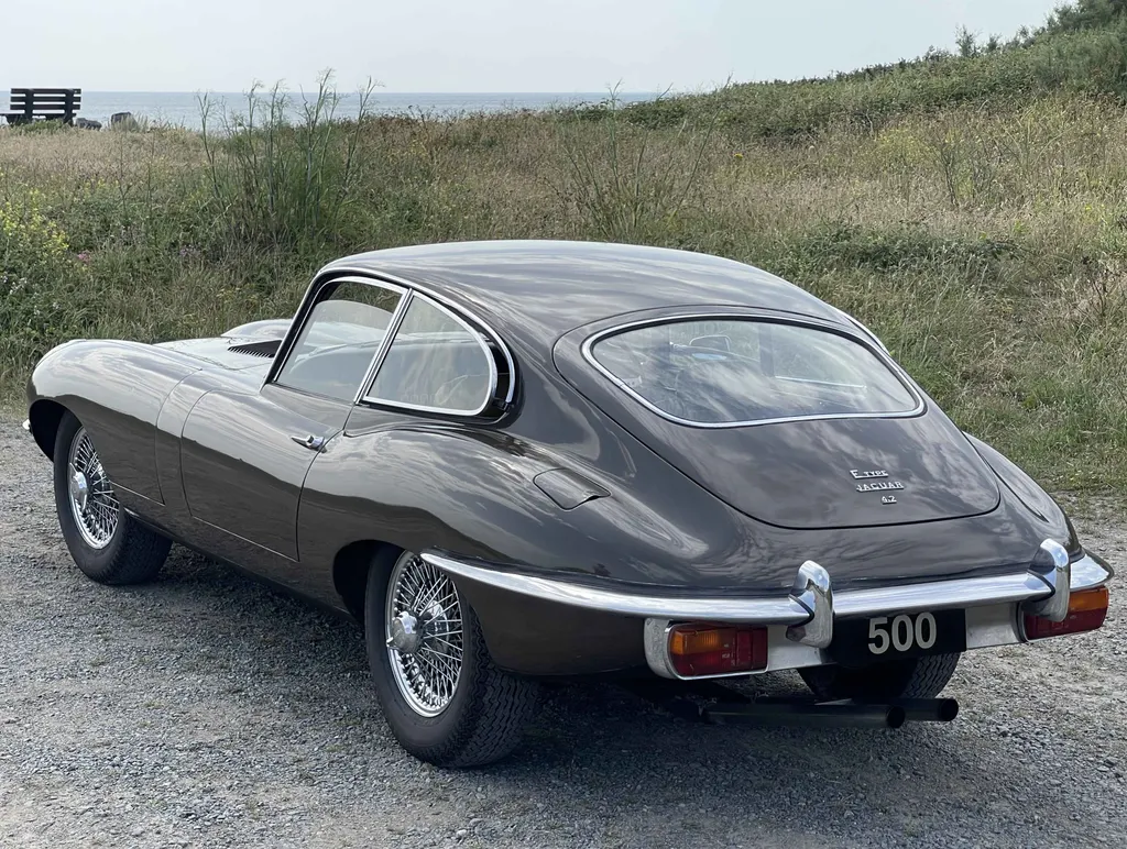 Jaguar e type series 2 fhc  l3zgutb1iil0wwkzo3vg