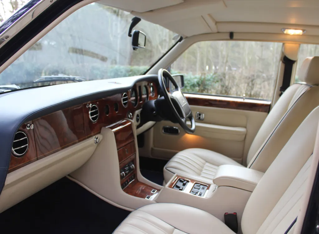 Rolls royce silver spirit epwkgkniunjry9clzfdbb