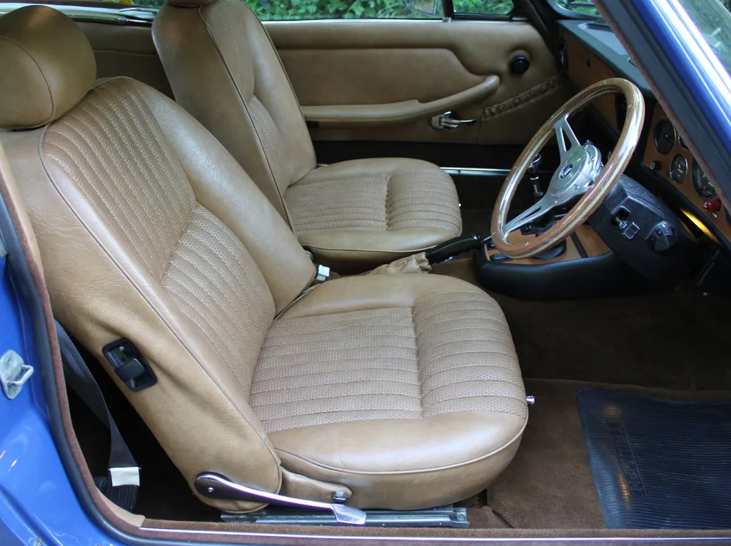 Triumph stag c0qzyv  dvgfd u6wocj2