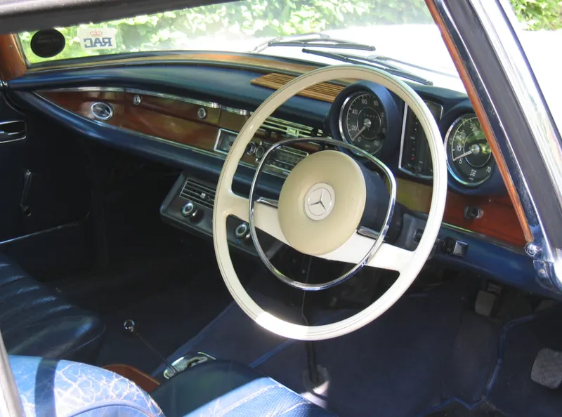 Mercedes benz 280se cabriolet kvx2jmrcfgv3d6pprueaq