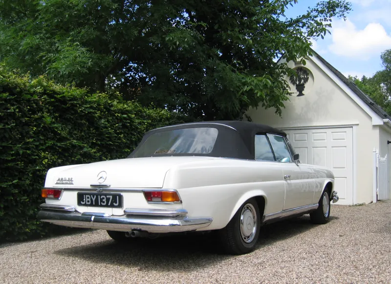 Mercedes benz 280se cabriolet vwgpiqdocby0phaum8ddo