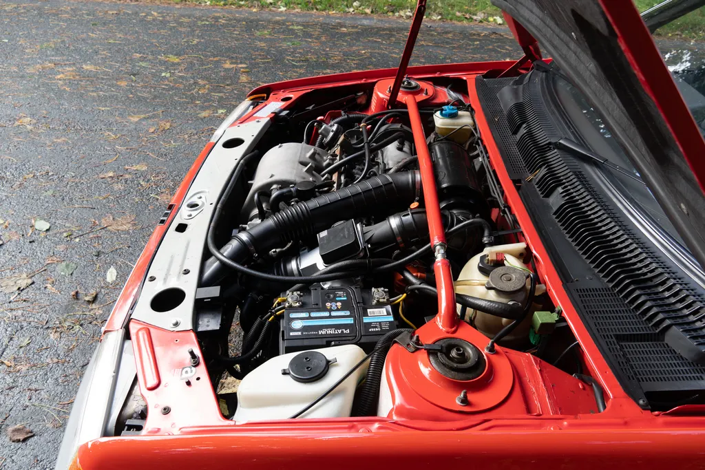 Peugeot 205 9p4esnyaifzqyjmutes2m