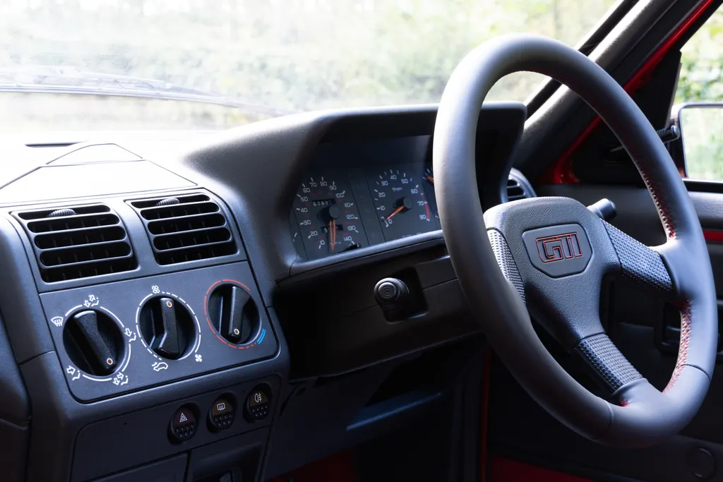 Peugeot 205 pc1mk4yqhjo j 8gqiua4