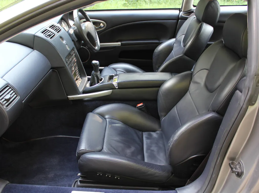 Aston martin v12 vanquish z fcjl9lkmk4bqk3syybe