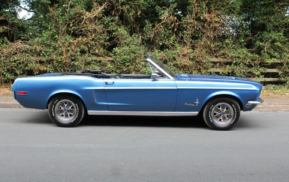 Ford mustang 302 v8 cd rr5y9e07aeeap7bixh