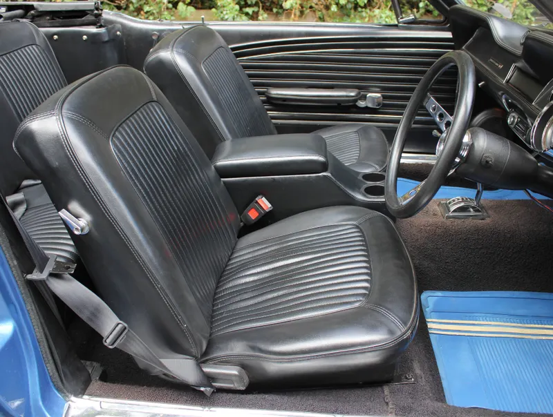 Ford mustang 302 v8 nlj7zlysdc2uvzkt8kb1r