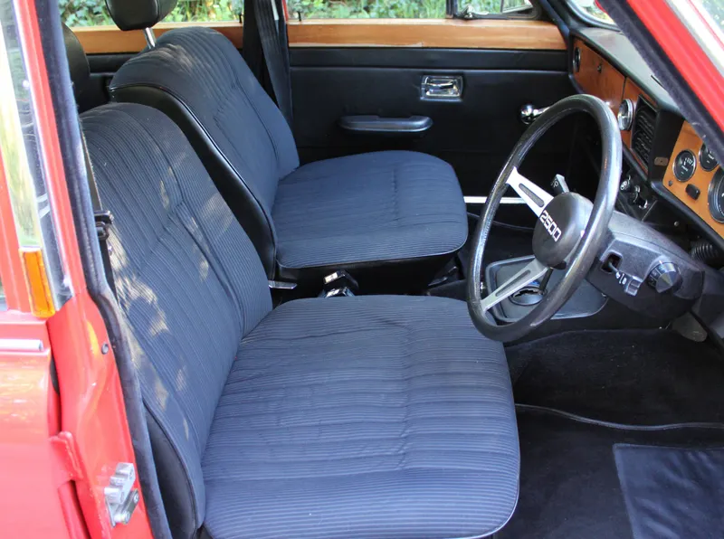 Triumph 2500s q0psotq3a4adht3aewpid