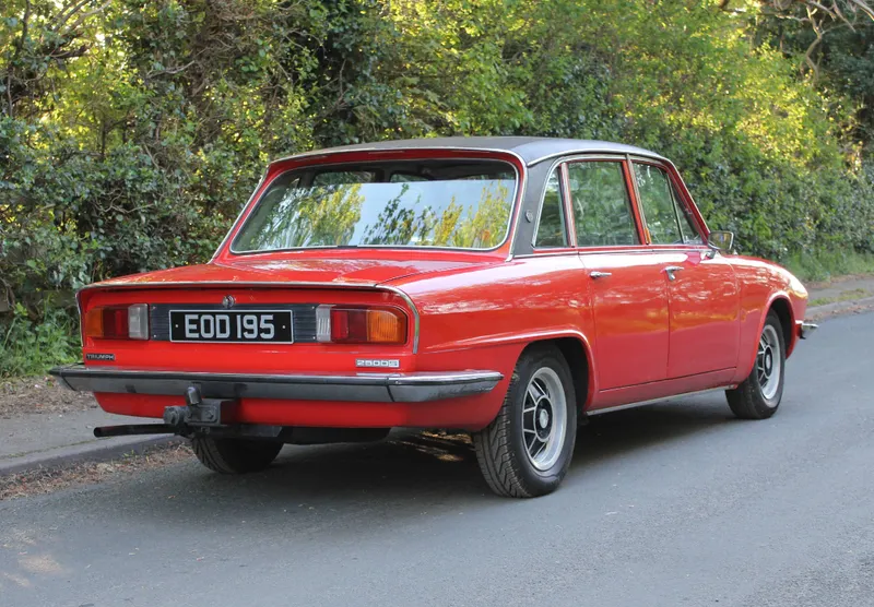 Triumph 2500s kchgehmnbruftg bjdrre