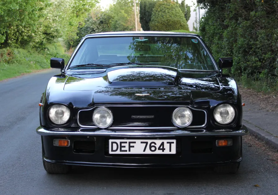 Aston martin v8 vantage 3zaeottrjtzhcirf8gre 