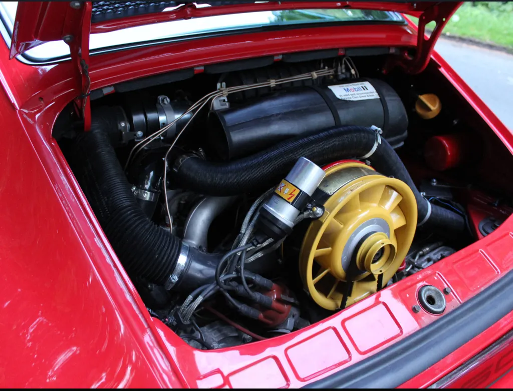 Porsche  911 sc 8gj2v5bkeupj 589xdock