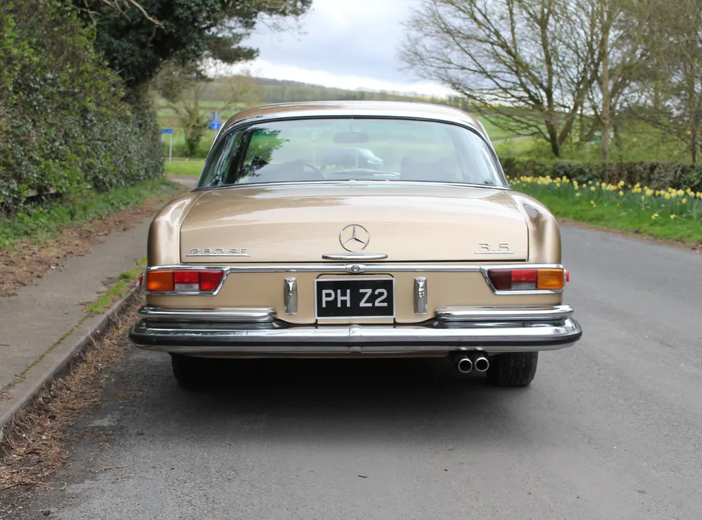 Mercedes benz  280se 3.5 v8 fctuvgfmzrhxeuhcvi jx