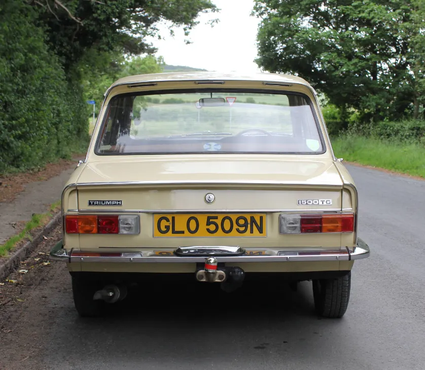 Triumph 1500tc bmvgyqhluiufm gqcquut