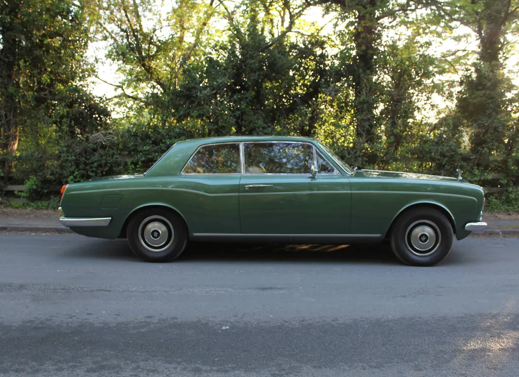 Rolls royce corniche inmsu5 ryrtbksk0v4yij