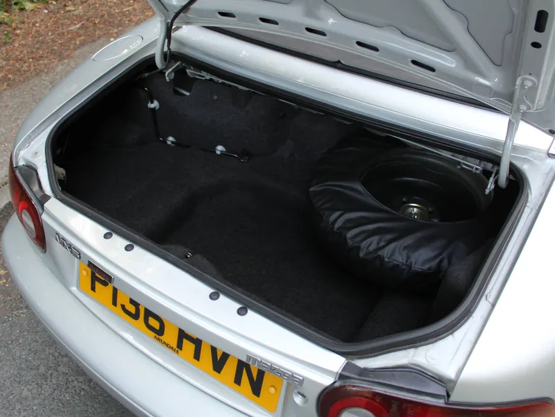 Mazda mx 5 qqosnesajhnphu7vd1d4l