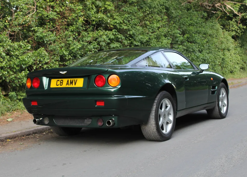 Aston martin virage folgk wcffy8dt57rv1e4
