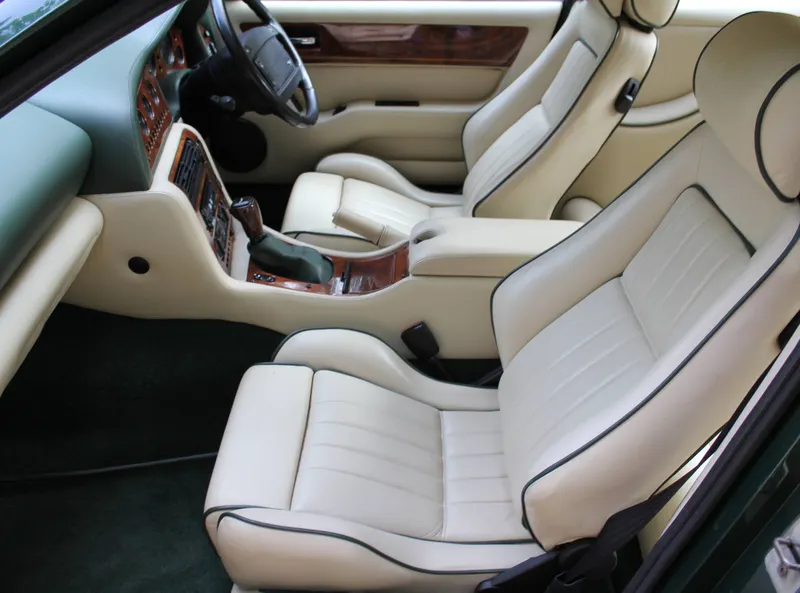 Aston martin virage o 7 dbogar46h d08o4wu