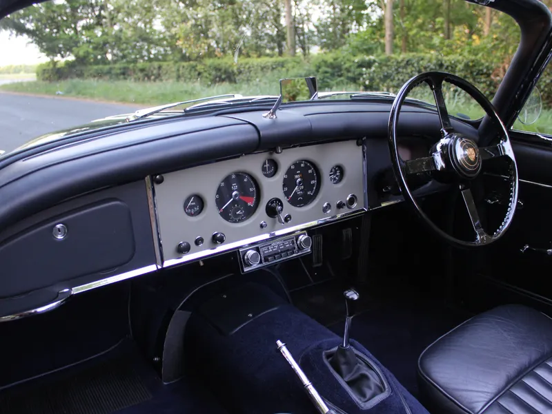 Jaguar xk150  y z9ydtnzzai7nbp9eup6