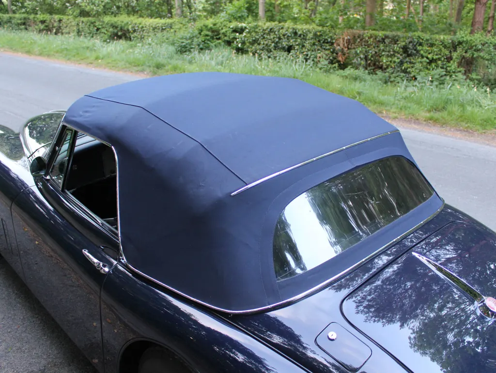 Jaguar xk150  zp6oqzm6k qewr65ck3op