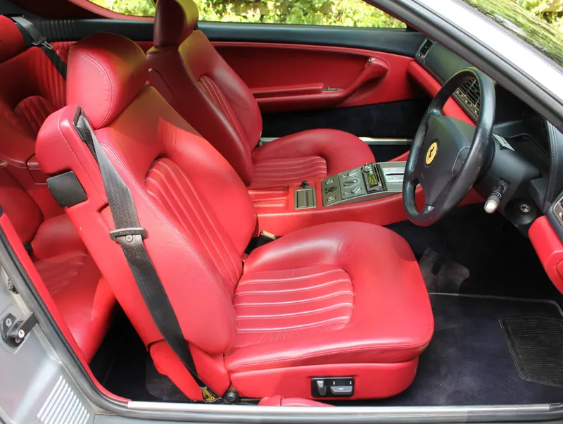 Ferrari 456  kvrc8pgqcba2f7pefsd5