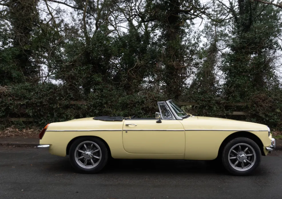 Mgb roadster khqg khy7kd popvfucm1
