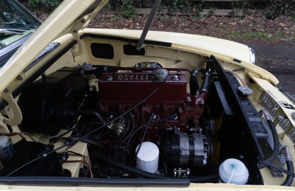 Mgb roadster ci75uaej oydxcn7q156e