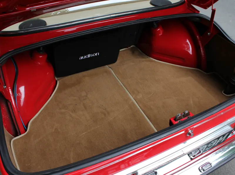 Bmw 2002 tii gnvo1vcq98i6puxwxm3 n